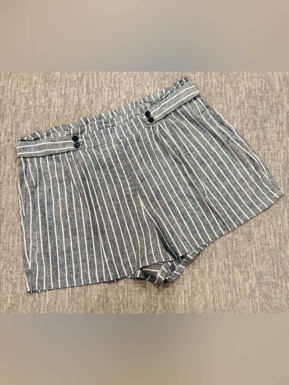 Express Striped Linen-Blend Bermuda Shorts - Gray & White
